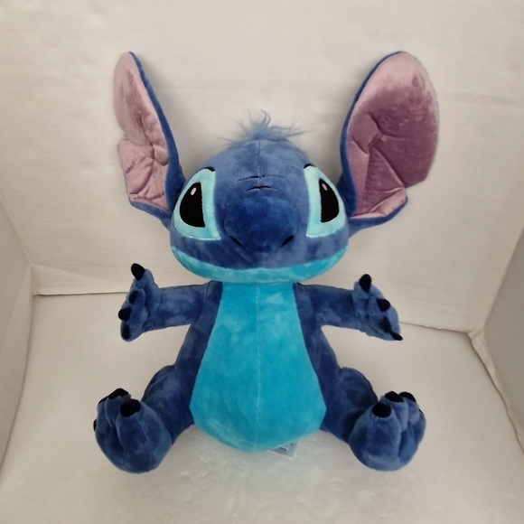 Disney store stitch medium plush - Picture 2 of 11